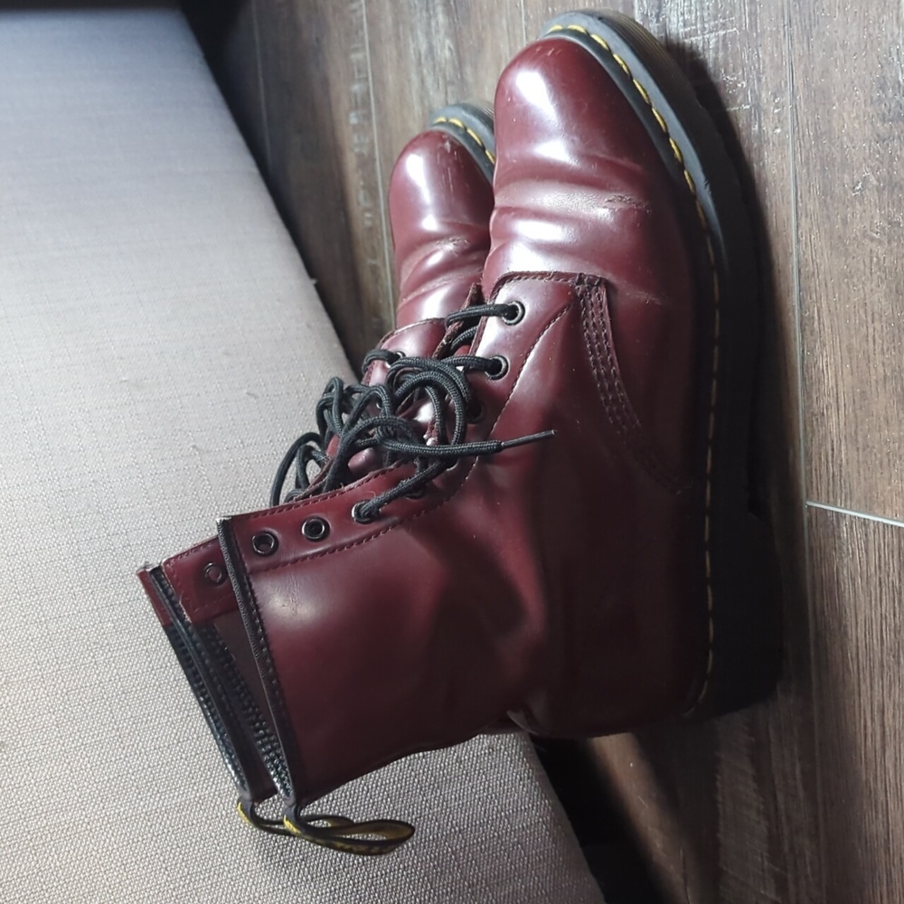 Doc Martens 1460 SMOOTH LEATHER LACE UP BOOTS